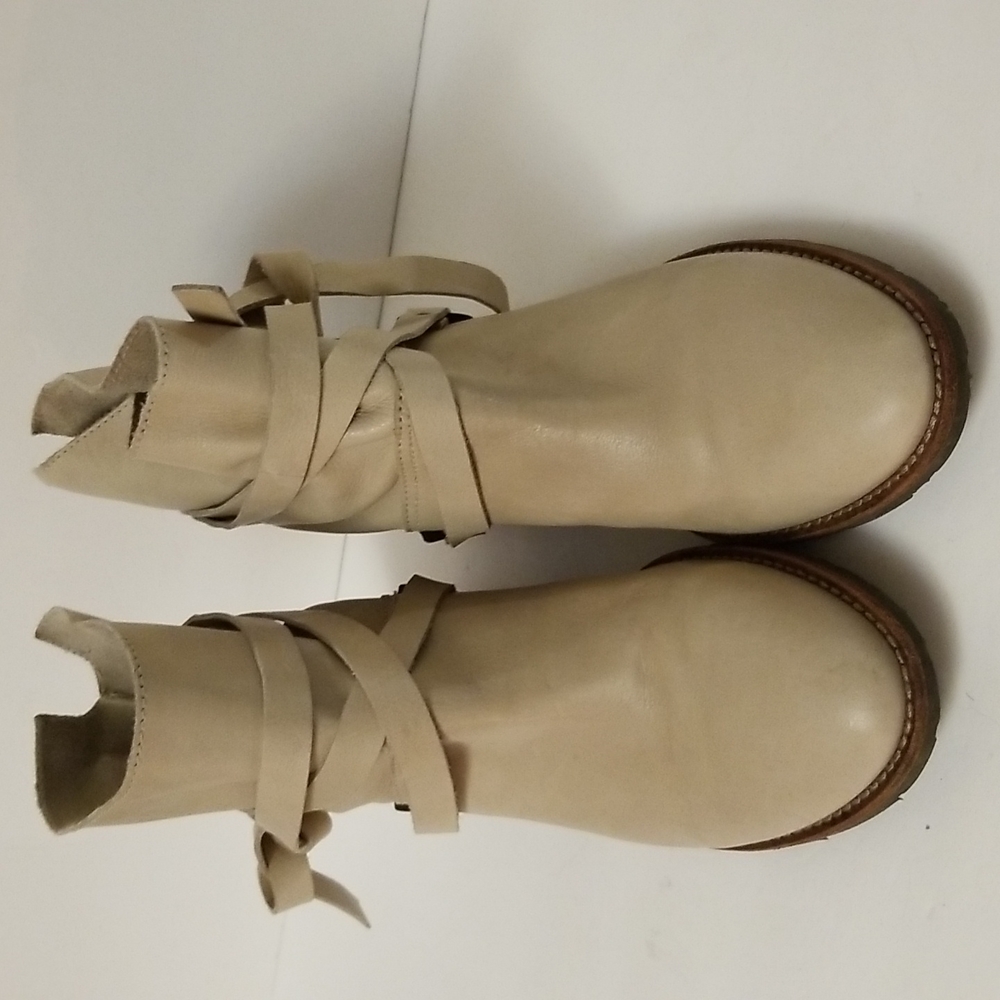 Matisse Beige Wrap Leather Ankle Boots